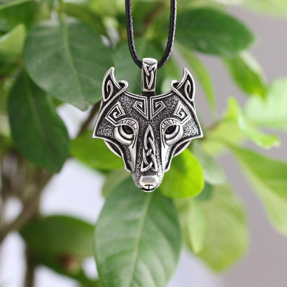 Nordic Wolf Steel Necklace - The Dragon Shop - Geek Culture